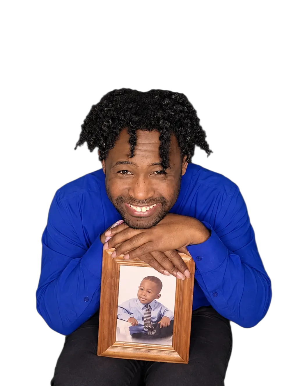 Image of Shakuryon Steward smiling, sitting down. 